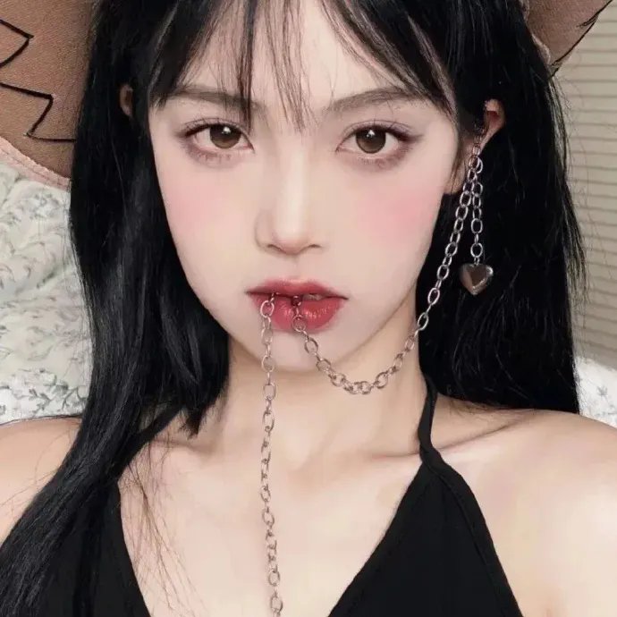 功成名就后，我回乡光耀师门